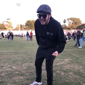 Meet your Posher, Casey